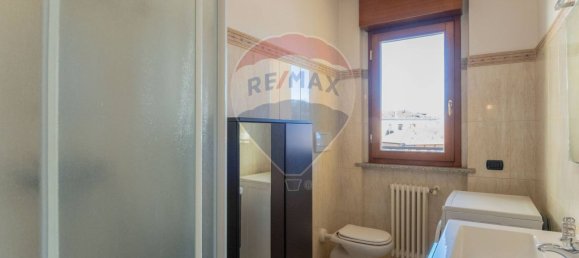 2 Schlafzimmer Wohnung in Busto Arsizio, Italy, Nr. 142729 16