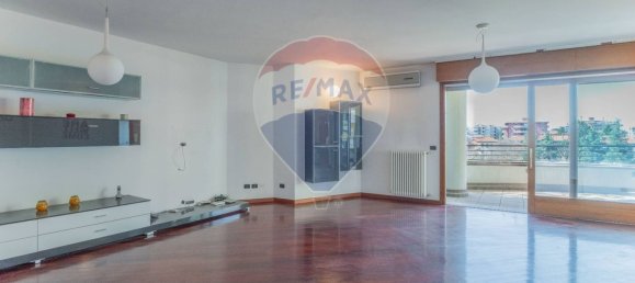 2 Schlafzimmer Wohnung in Busto Arsizio, Italy, Nr. 142729 34