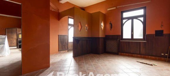 Villa de 3 dormitorios en Tiriolo, Italy No. 271328 10