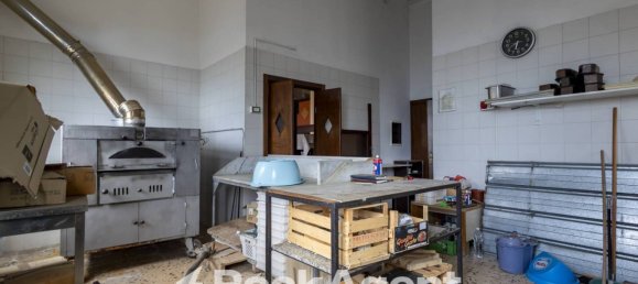 Villa de 3 dormitorios en Tiriolo, Italy No. 271328 20