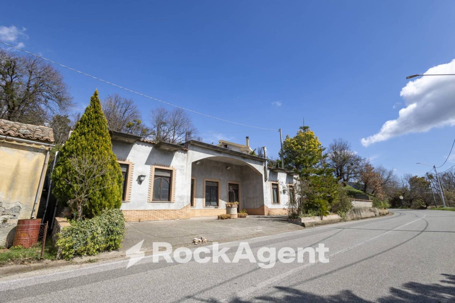 Villa de 3 dormitorios en Tiriolo, Italy No. 271328