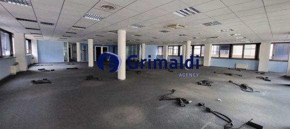 Gewerbliche Immobilie in Vercelli, Italy 1927m², Nr. 212591 2