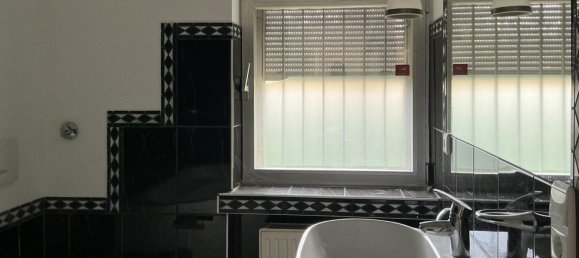 Дом с 4 спальнями в Мёнхенгладбах, Германия № 93728 9