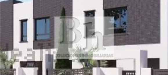 107m² Land in Puerto De La Torre, Spain No. 79201 12