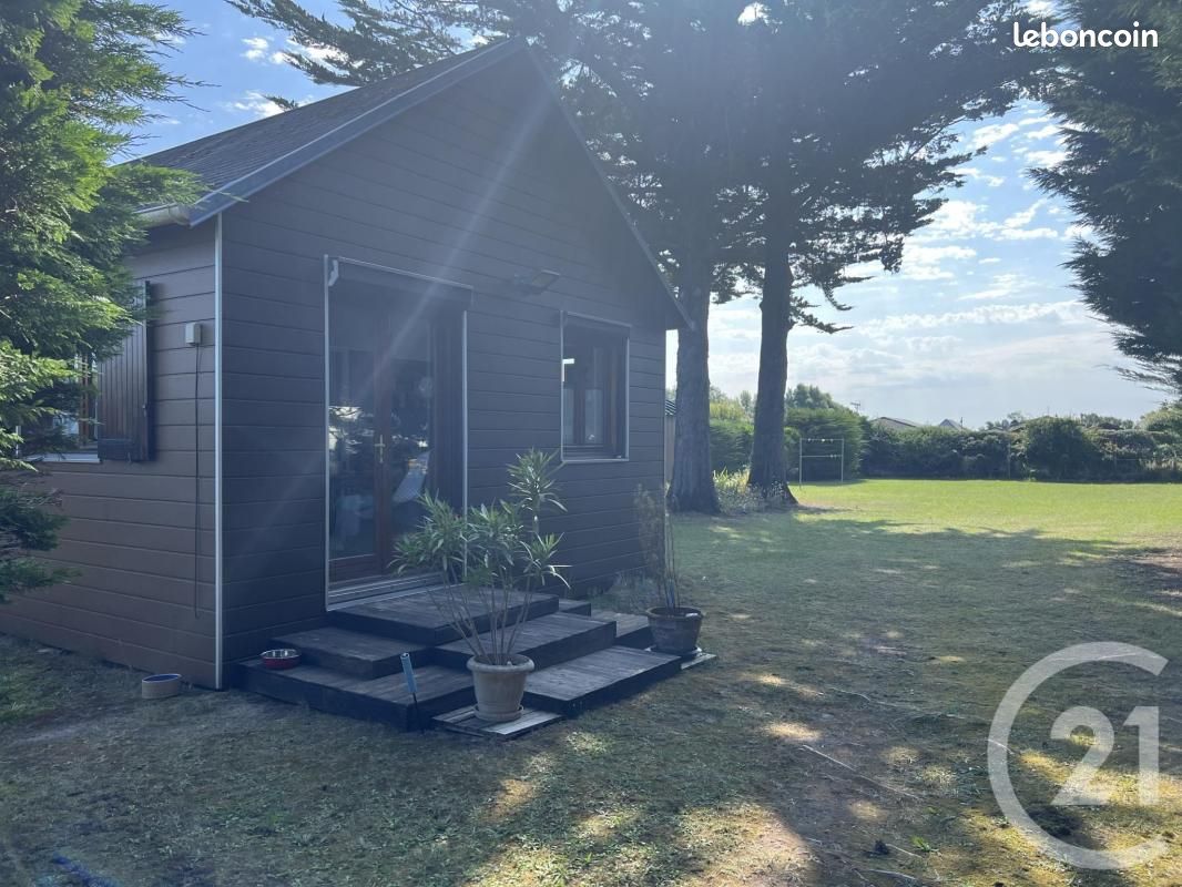 4 bedrooms House in Manche, France No. 357176