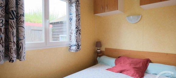 4 bedrooms House in Manche, France No. 357176 8