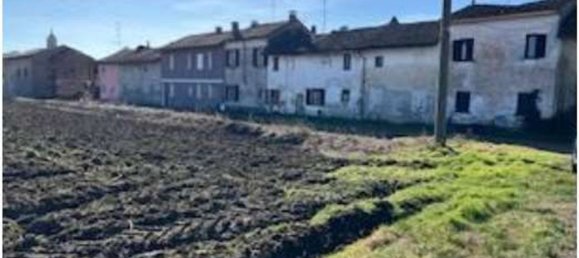 5غرفة منزل في Langosco, Italy رقم 185278 11