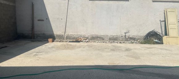 600m² Warehouse in Catanzaro, Italy No. 104268 3