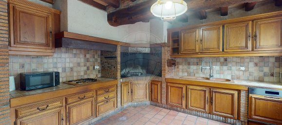 4 bedrooms House in Mareau-aux-Pres, France No. 157921 9