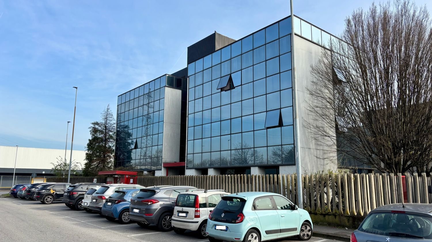 Офис 121м² в Сеграте, Италия № 358982