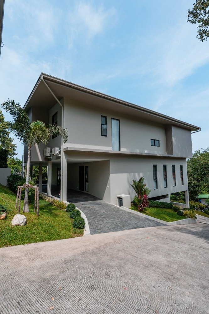4 bedrooms Villa in Ko Samui, Thailand No. 74187