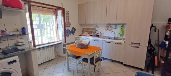 3 Schlafzimmer Wohnung in Rome, Italy, Nr. 335770 2