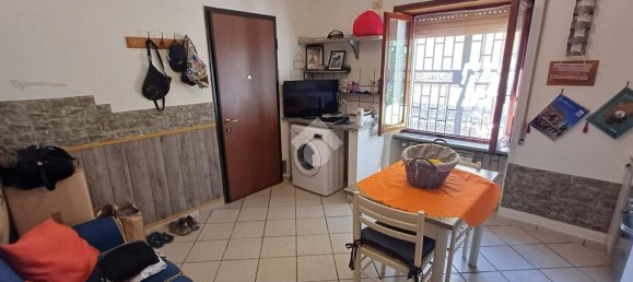 3 Schlafzimmer Wohnung in Rome, Italy, Nr. 335770 6