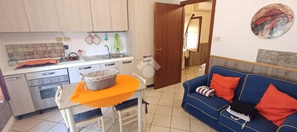 3 Schlafzimmer Wohnung in Rome, Italy, Nr. 335770 3