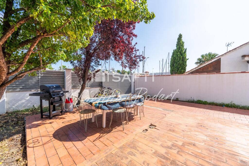 2 bedrooms Townhouse in Roses, Spain No. 205784