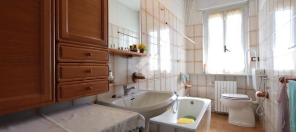 2 Schlafzimmer Wohnung in Alessandria, Italy, Nr. 263855 6