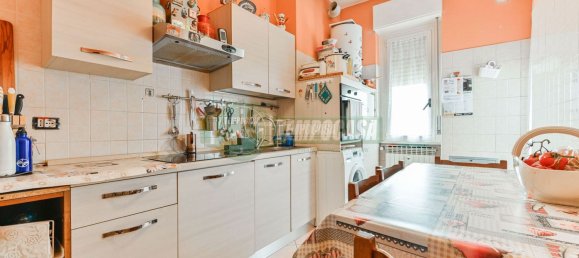 Apartamento de 4 habitaciónes en Vignate, Italy No. 123597 10