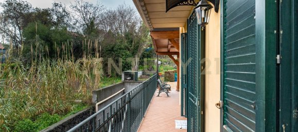 Apartamento de 7 dormitorios en Aci Bonaccorsi, Italy No. 376722 7