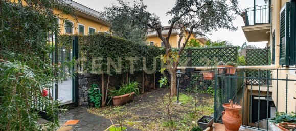 Apartamento de 7 dormitorios en Aci Bonaccorsi, Italy No. 376722 3