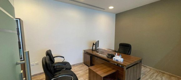 313.5m² Office in Downtown Dubai (Downtown Burj Dubai), UAE No. 8647 11