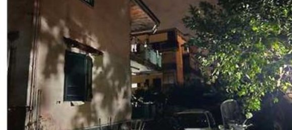 5 rooms Apartment in Melito di Napoli, Italy No. 10294 18