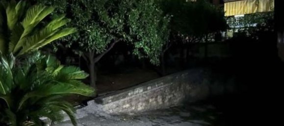 5 rooms Apartment in Melito di Napoli, Italy No. 10294 9