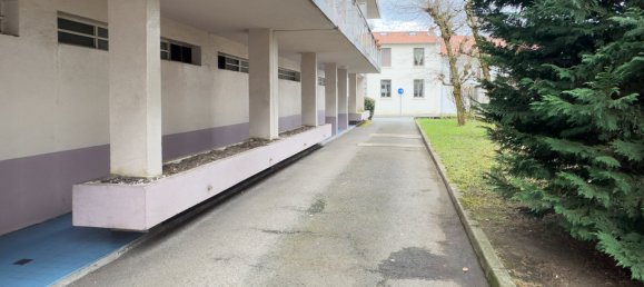 Квартира с 2 спальнями в Сент-Этьен, Франция № 246776 11