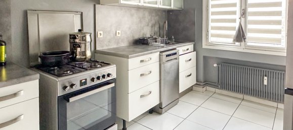 Квартира с 2 спальнями в Сент-Этьен, Франция № 246776 5