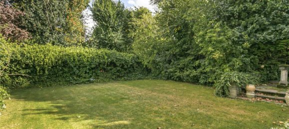 5 bedrooms House in Enfield, United Kingdom No. 6602 22