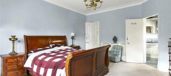 5 bedrooms House in Enfield, United Kingdom No. 6602 14