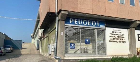 500m² Warehouse in Brescia, Italy No. 108609 13