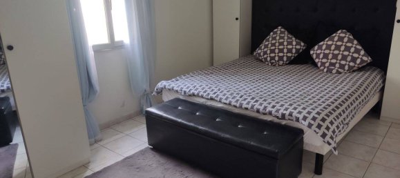 Casa de 4 dormitorios en Marseille, France No. 334282 11