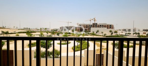 4 bedrooms Villa in Abu Dhabi, UAE No. 47584 29