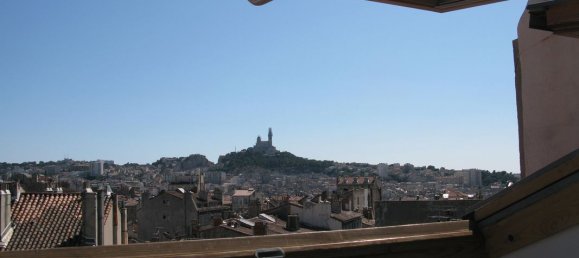 Apartamento de 3 dormitorios en Marseille, France No. 334785 11