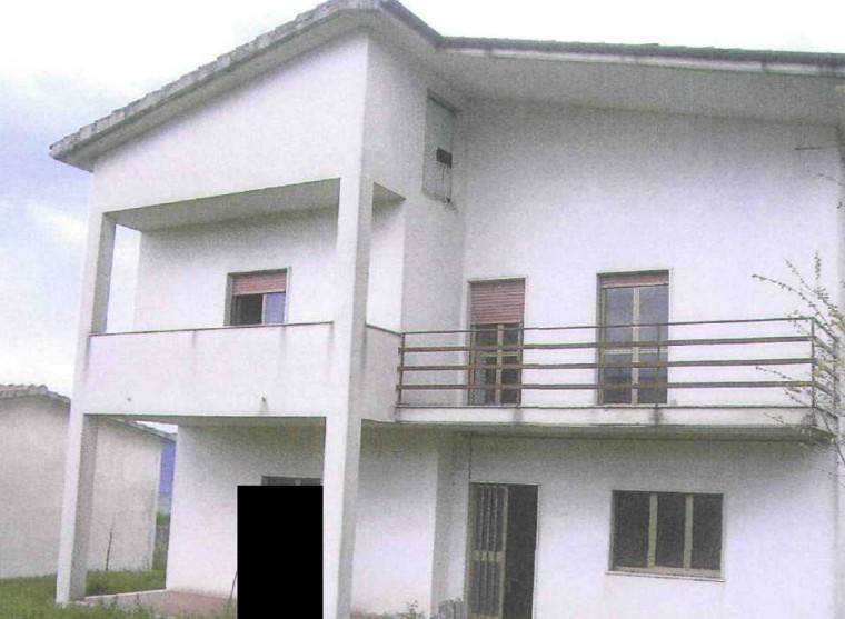 3 bedrooms Apartment in Andretta, Italy No. 295754