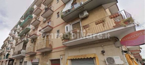 2 bedrooms Apartment in Taranto, Italy No. 284648 2