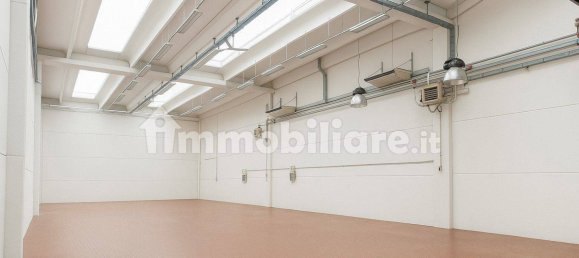 2 rooms Warehouse in Ozzano dell'Emilia, Italy No. 378553 9