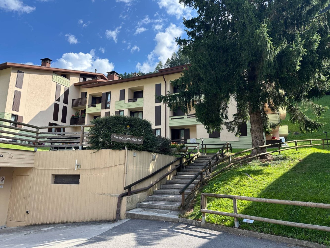 2 bedrooms Apartment in Pinzolo, Italy No. 354874