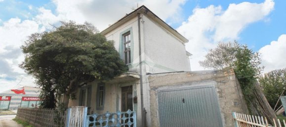 Дом с 6 комнатами в Читта Сант Анджело, Италия № 14620 26