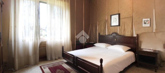 Дом с 6 комнатами в Читта Сант Анджело, Италия № 14620 14