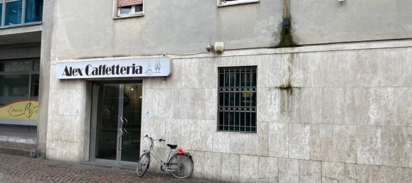 Propriété commerciale à Osio Sotto, Italy 75m² No. 138816 10