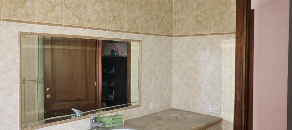 3 bedrooms Apartment in Rome, Italy No. 45565 33