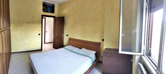 3 bedrooms Apartment in Rome, Italy No. 45565 7