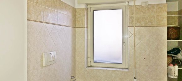 3 bedrooms Apartment in Rome, Italy No. 45565 32