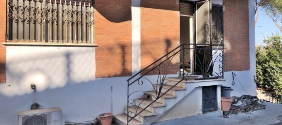 3 bedrooms Apartment in Rome, Italy No. 45565 18