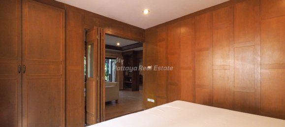 2 bedrooms Condo in Pattaya, Thailand No. 19618 16
