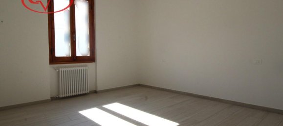 4-salle Appartement à San Giovanni Valdarno, Italy No. 230579 23