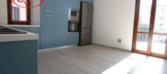 4-salle Appartement à San Giovanni Valdarno, Italy No. 230579 17