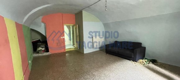 4 rooms Apartment in Taggia, Italy No. 71425 10