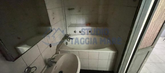 4 rooms Apartment in Taggia, Italy No. 71425 6